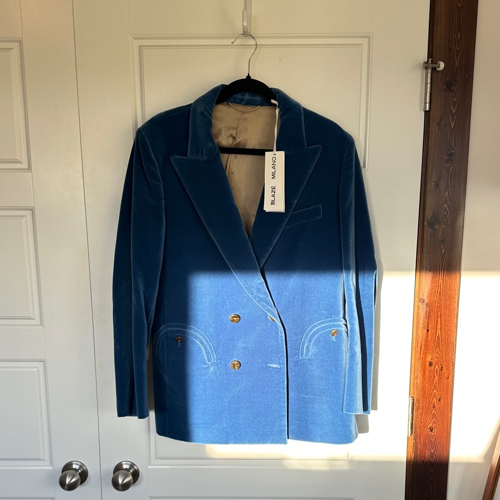 Blaze milano every night blue velvet blazer